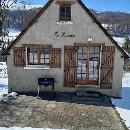 Burguet Villa Campan Exterior photo